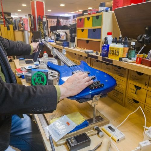 Reparación de guitarras en Igualada