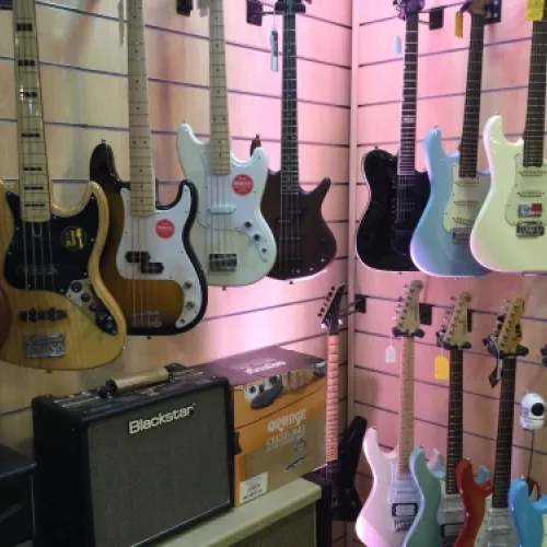 El rincón del rock: amplificadores y guitarras icónicas