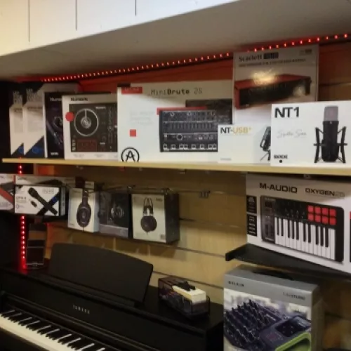 accesorios musicales y soportes